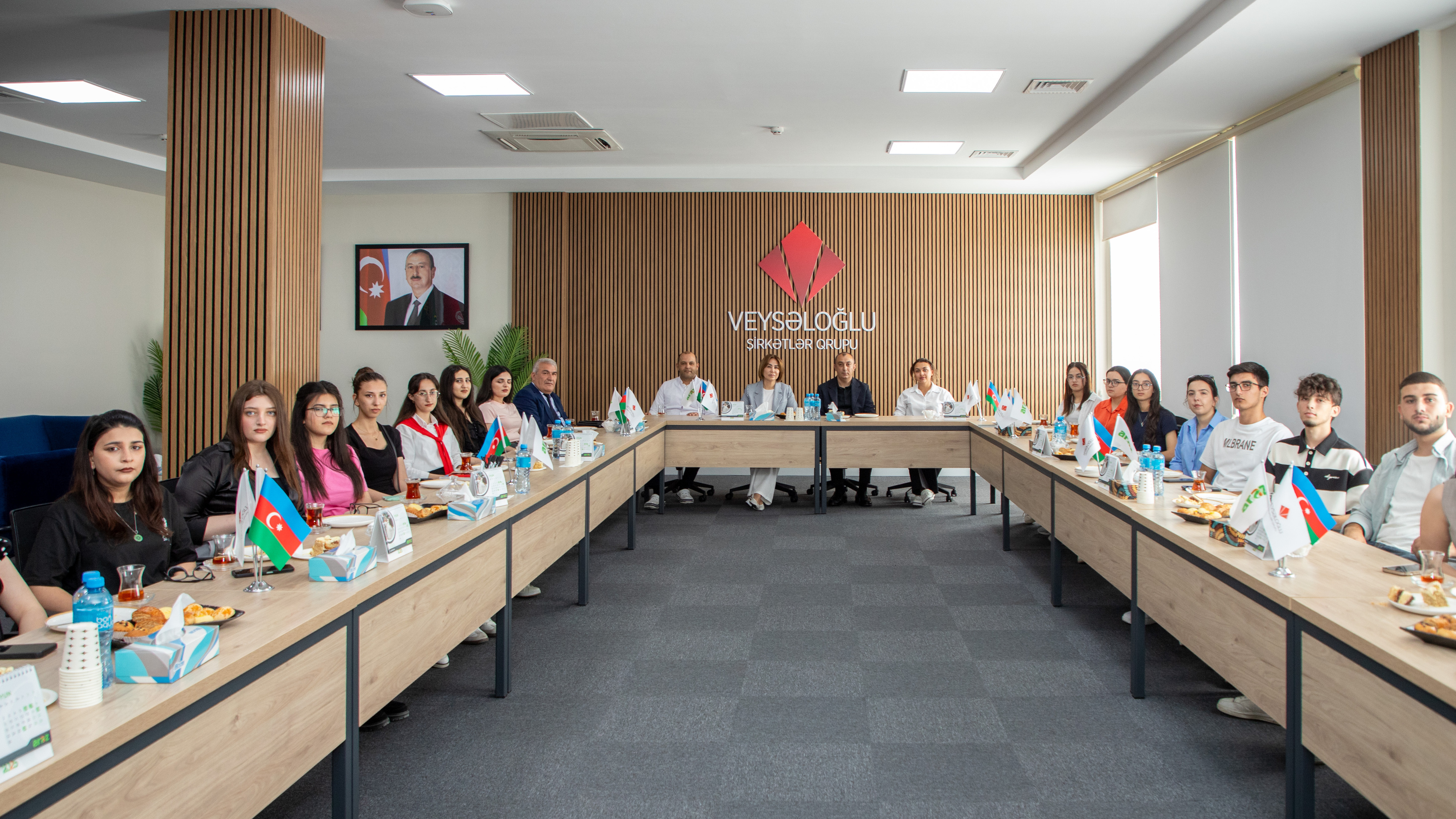 Veysəloğlu Şirkətlər Qrupu “Qida təhlükəsizliyi ayı” çərçivəsində tələbələr üçün infoturları davam etdirir
