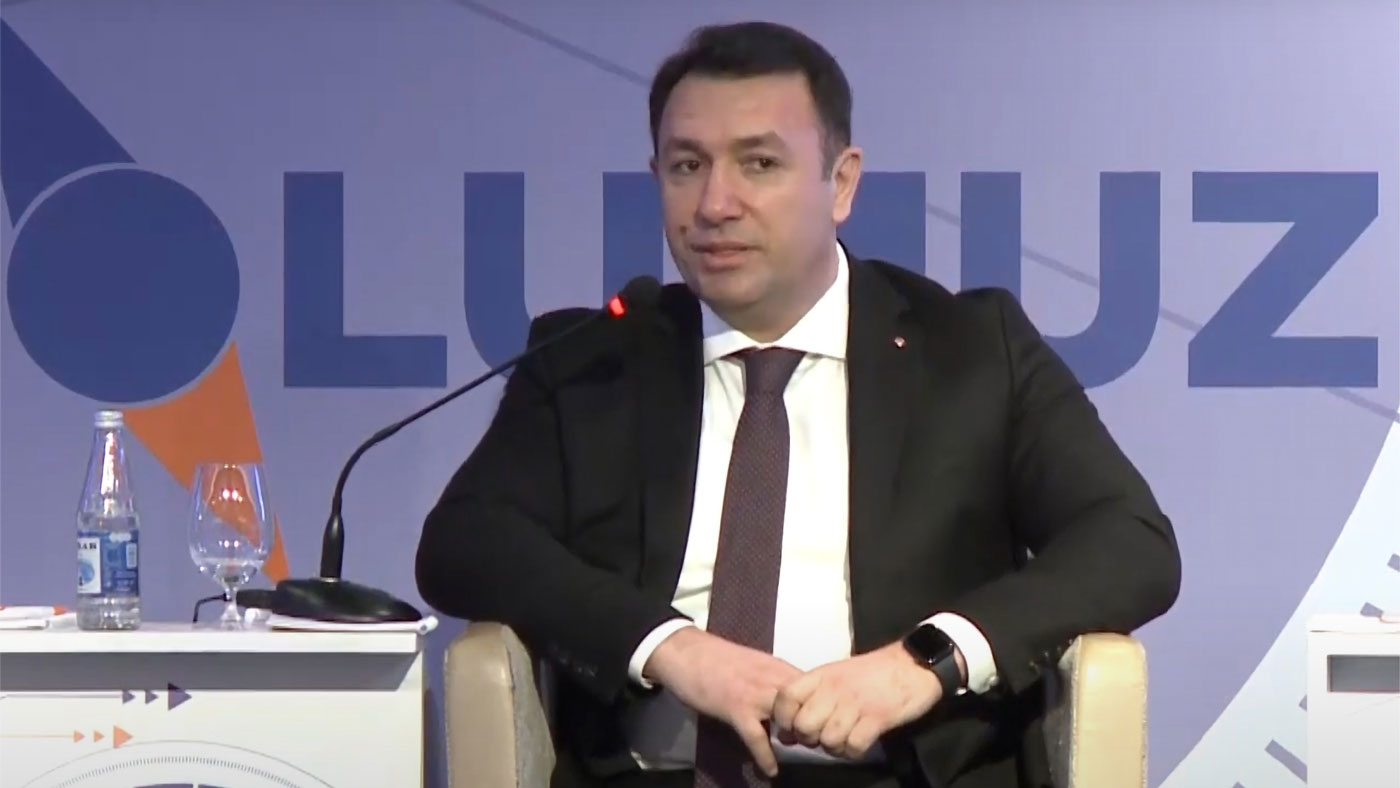 Vüsal Şərifov Milli Marketinq Forumunda çıxış edib
