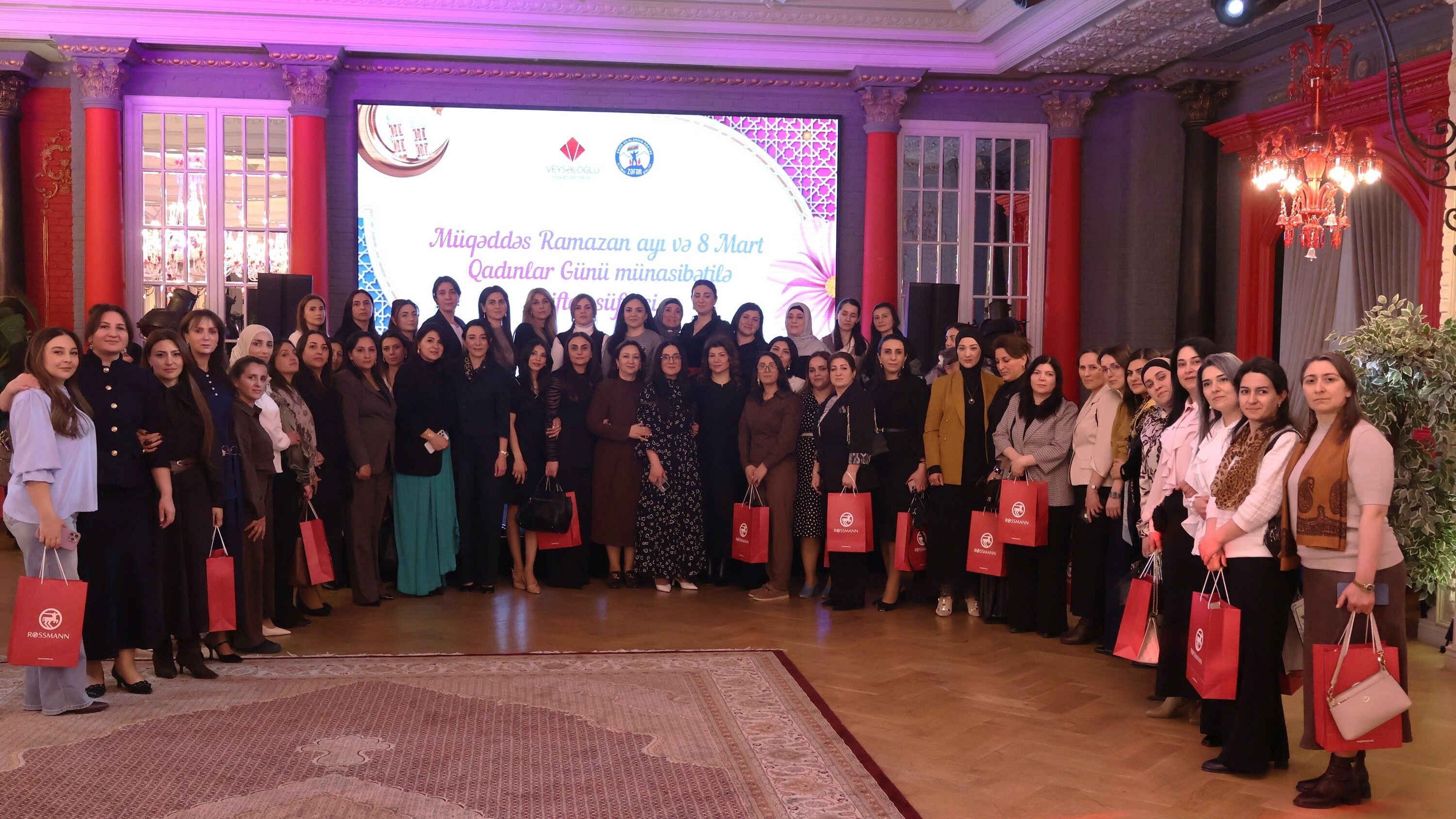 Veysəloğlu Şirkətlər Qrupunun sponsorluğu ilə 100 şəhid ailəsi üçün iftar məclisi təşkil olunub