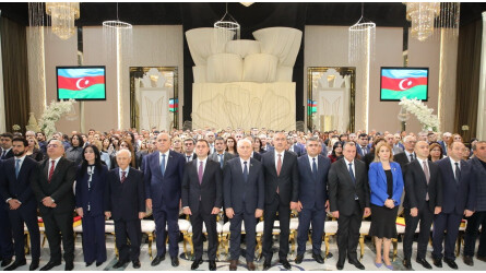 YAP-ın yubiley tədbirində Veysəloğlu Şirkətlər Qrupu mükafata layiq görüldü